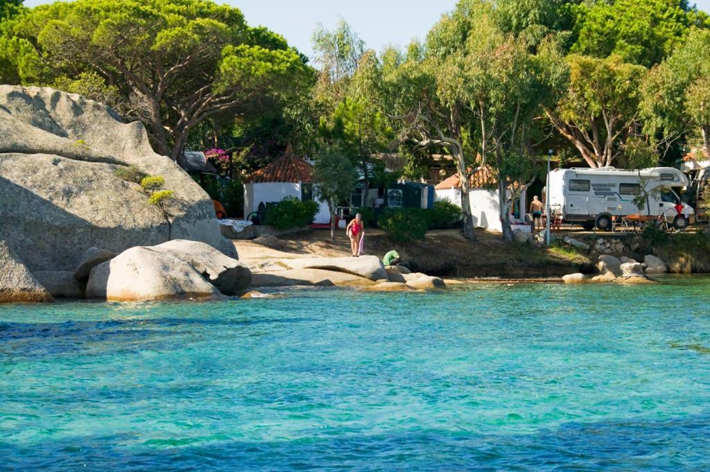 Готель Camping Baia Saraceno Палау Екстер'єр фото