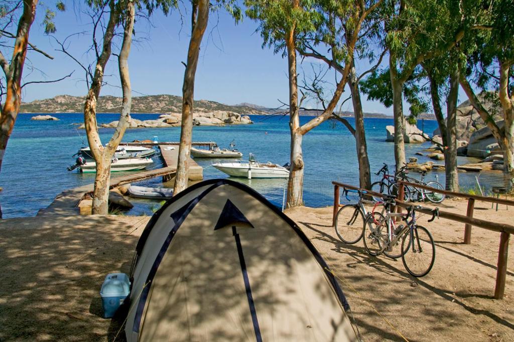 Готель Camping Baia Saraceno Палау Екстер'єр фото