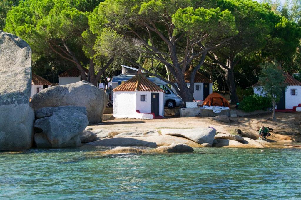 Готель Camping Baia Saraceno Палау Екстер'єр фото